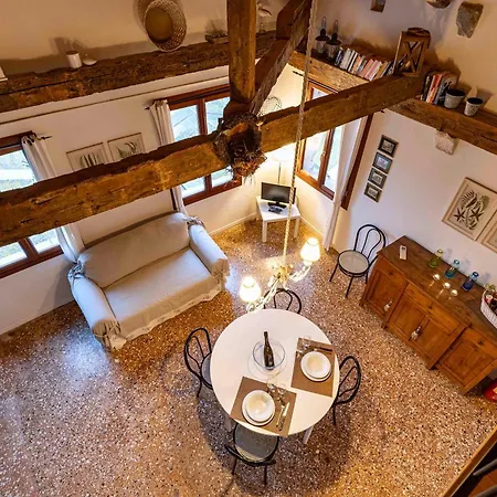Domus Al Canal Grande Apartment