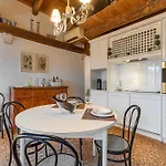 Domus Al Canal Grande Velence